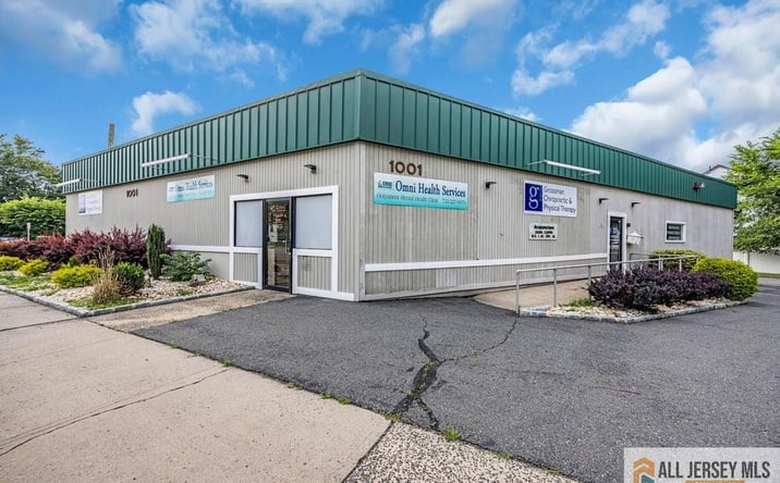 Pictures of Office property located at 1001 Raritan Avenue, Highland Park, NJ 08904 for sales - image #1