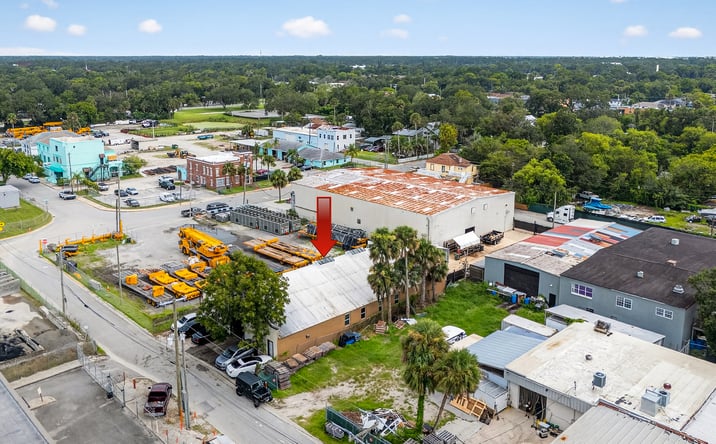 Pictures of Industrial property located at 142 S Charles St, Daytona Beach, FL 32114 for sales - image #1