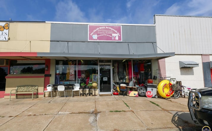 Pictures of Business for Sale, Retail property located at 203 Commercial St, Emporia, KS 66801 for sales - image #1