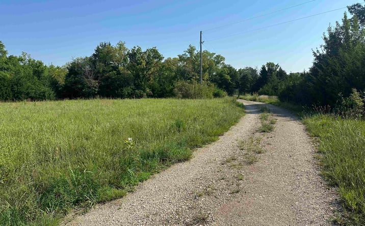 Pictures of Land property located at 8347 SW US 40 HWY, Tecumseh, KS 66542 for sales - image #1
