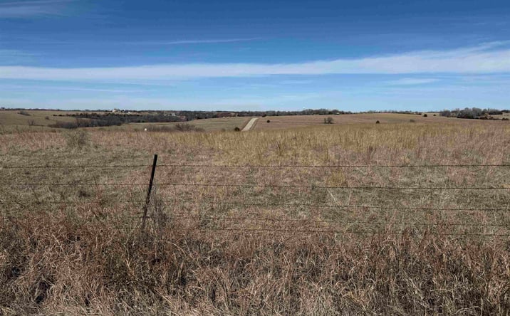 Pictures of Land property located at Parcel 14 NW 86th St, Topeka, KS 66618 for sales - image #1