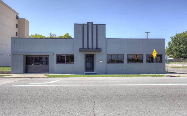 Pictures of Retail property located at 102 S Wall Ave, Joplin, MO 64801 for sales - image #1