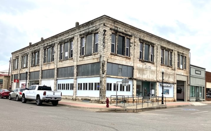 Pictures of Mixed Use property located at 1580 Main Street, Waynoka, OK 73860 for sales - image #1