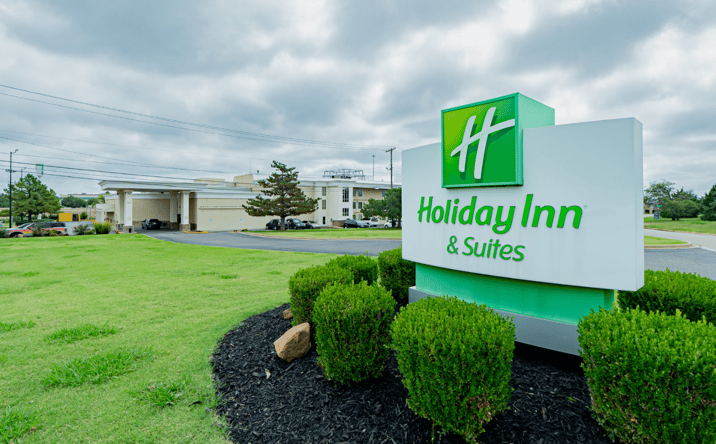 Pictures of Hospitality, Multifamily property located at 6200 N Robinson Ave, Oklahoma City, OK 73118 for sales - image #1