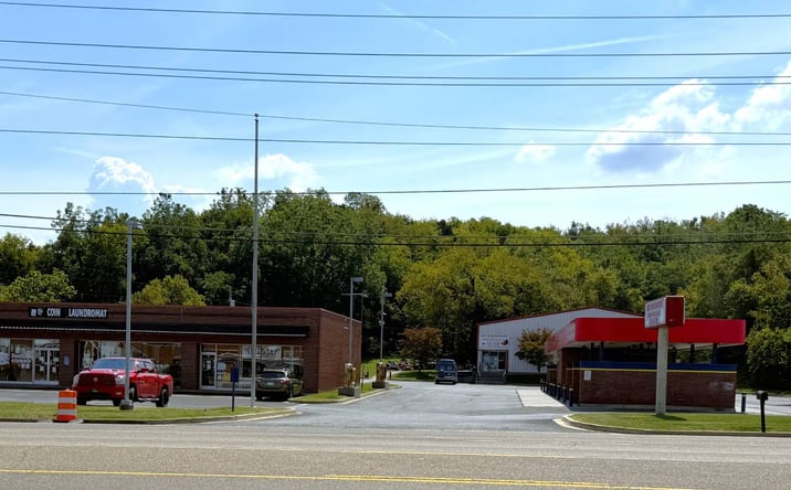 Pictures of Office property located at 861 W Highway 25-70, Newport, TN 37821 for sales - image #1