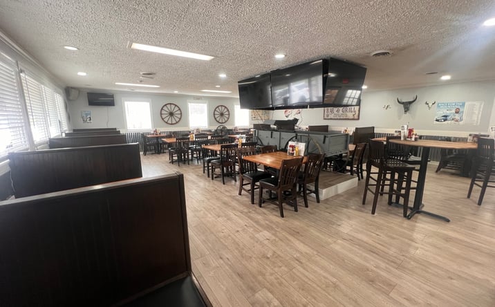 Pictures of Retail, Special Purpose property located at 15170 George Washington Memorial Highway, Saluda, VA 23149 for sales - image #1