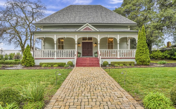 Pictures of Hospitality property located at 129 Devlin Rd., Napa, CA 94558 for sales - image #1