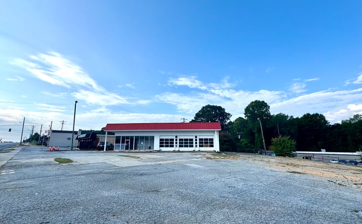 Pictures of Land property located at 305 N Main St, Mauldin, SC 29662 for sales - image #1