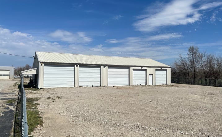 Pictures of Retail, Office property located at 3815, 3905, & 3907 S Limit Ave, Sedalia, MO 65301 for sales - image #1
