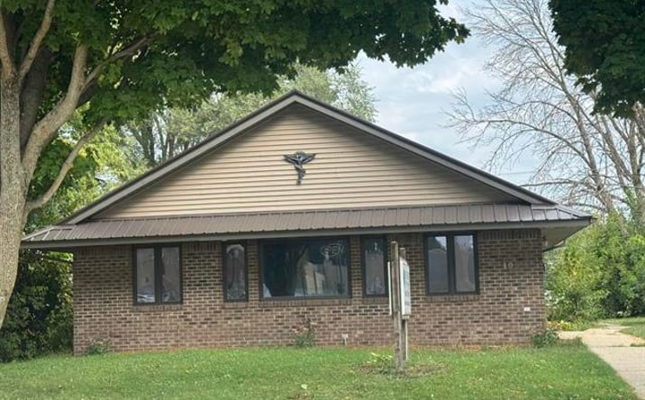 Pictures of Office property located at 109 W Oak Street, Boscobel, WI 53805 for sales - image #1