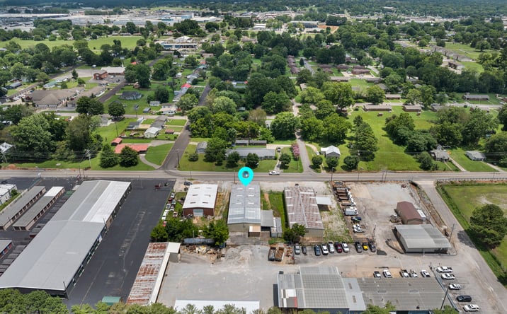 Pictures of Industrial property located at 1107 Buffalo Rd, Lawrenceburg, TN 38464 for sales - image #1