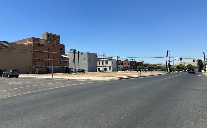 Pictures of Land property located at 36 E Mill, Porterville, CA 93257 for sales - image #1