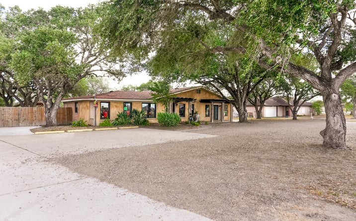 Pictures of Retail, Office, Special Purpose property located at 15210 Northwest Blvd, Robstown, TX 78380 for sales - image #1
