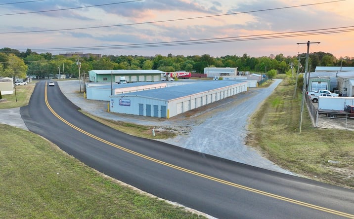 Pictures of Industrial, Land, Self Storage property located at 415 Whittington Dr., Madisonville, KY 42431 for sales - image #1