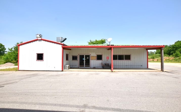 Pictures of Retail property located at 75174 US-59, Westville, OK 74965 for sales - image #1