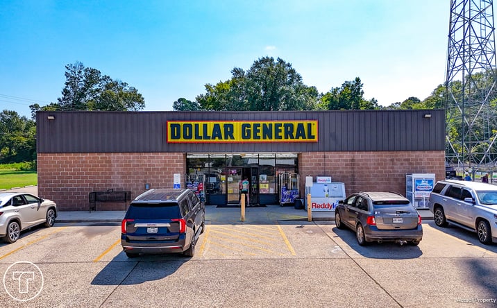 Pictures of Retail property located at 430 S Pine St, Vivian, LA 71082 for sales - image #1