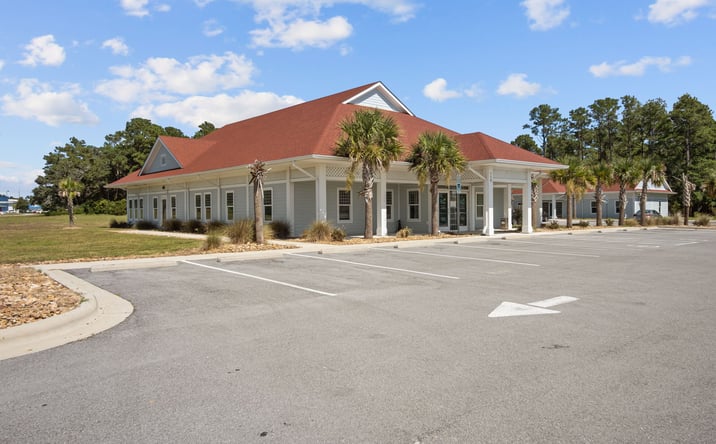 Pictures of Office property located at 110 Golfin Dolphin Dr, Cape Carteret, NC 28584 for sales - image #1