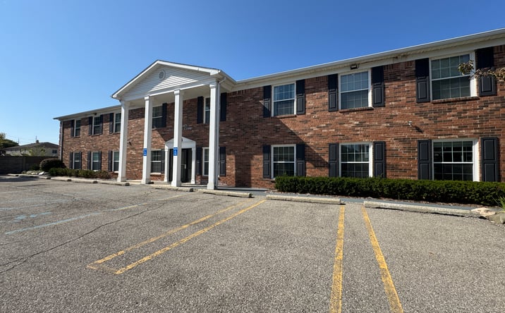 Pictures of Office property located at 8123 W Grand River Ave, Brighton, MI 48114 for sales - image #1