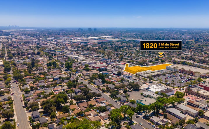 Pictures of Retail, Land property located at 1820 S Main St, Santa Ana, CA 92707 for sales - image #1