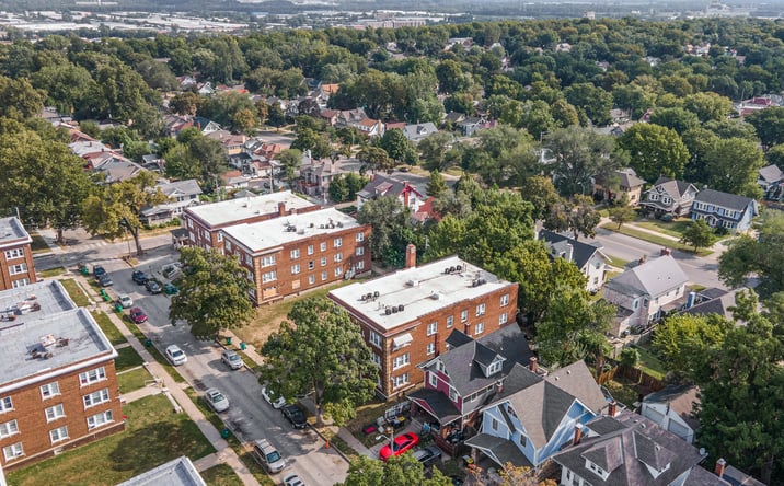 Pictures of Multifamily property located at 123 N Lawn Ave, Kansas City, MO 64123 for sales - image #1