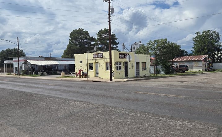 Pictures of Land property located at 310 San Antonio St, Marfa, TX 79843 for sales - image #1