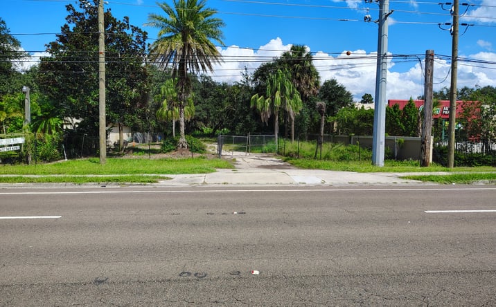 Pictures of Land property located at Alafaya Trail, Oviedo, FL 32765 for sales - image #1