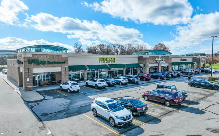 Pictures of Retail property located at 6335 Intech Commons Dr, Indianapolis, IN 46278 for sales - image #1