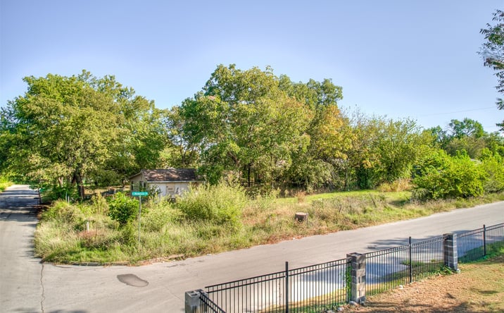 Pictures of Land, Multifamily property located at 1327 N Rockford Avenue, Tulsa, OK 74106 for sales - image #1