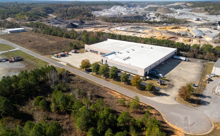 Pictures of Industrial property located at 241 Commercial Park Cir, Calera, AL 35040 for sales - image #1
