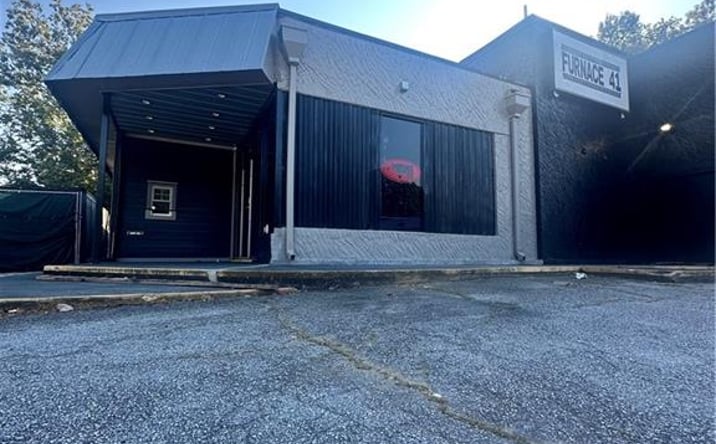 Pictures of Mixed Use, Retail property located at 7716 N Main Street, Jonesboro, GA 30236 for sales - image #1