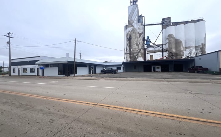 Pictures of Hospitality, Retail property located at 32 3rd St NE, Minot, ND 58703 for sales - image #1