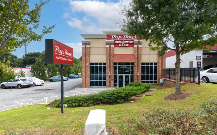 Pictures of Retail property located at 3921 Western Blvd, Raleigh, NC 27606 for sales - image #1
