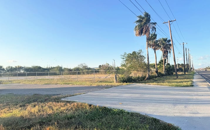 Pictures of Land property located at 6161 Ayers St, Corpus Christi, TX 78415 for sales - image #1