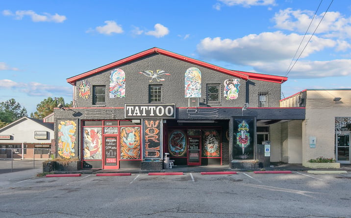 Pictures of Retail property located at 5955 Yadkin Rd, Fayetteville, NC 28303 for sales - image #1