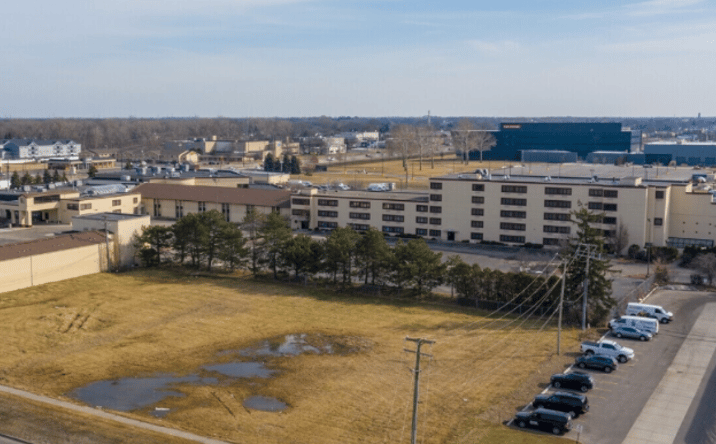 Pictures of Retail, Land property located at 7700 15 Mile Road, Sterling Heights, MI 48312 for sales - image #1