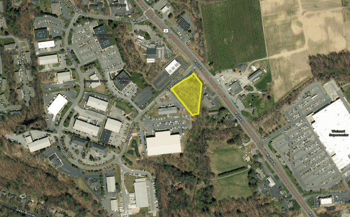 Pictures of Land property located at 1572 Route 9, Halfmoon, NY 12065 for sales - image #1