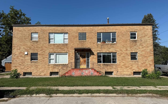 Pictures of Multifamily property located at 416 Michigan St, Storm Lake, IA 50588 for sales - image #1