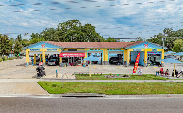 Pictures of Retail, Special Purpose, Business for Sale property located at 802 W Bloomingdale Ave, Brandon, FL 33511 for sales - image #1