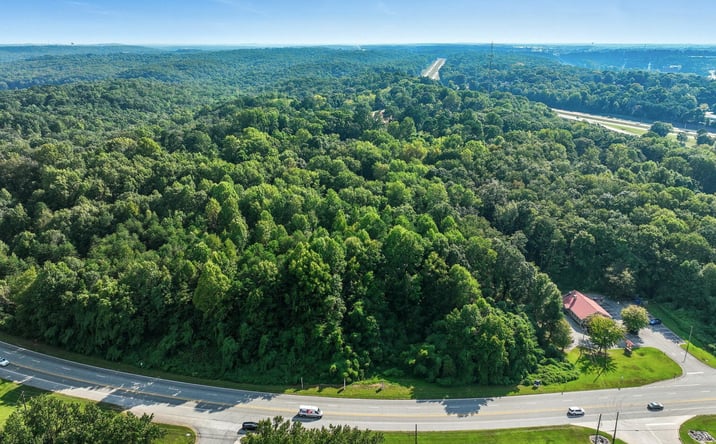 Pictures of Land property located at 2222 Jesse Jewell Pkwy, Gainesville, GA 30507 for sales - image #1