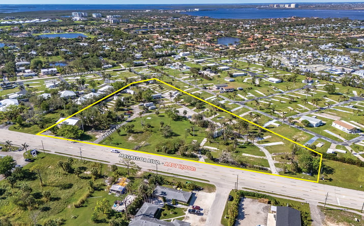 Pictures of Land, Mobile Home Park property located at 16600 McGregor Blvd., Fort Myers, FL 33908 for sales - image #1
