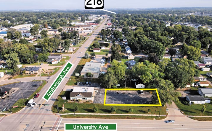 Pictures of Land property located at 2320 University Ave, Waterloo, IA 50701 for sales - image #1
