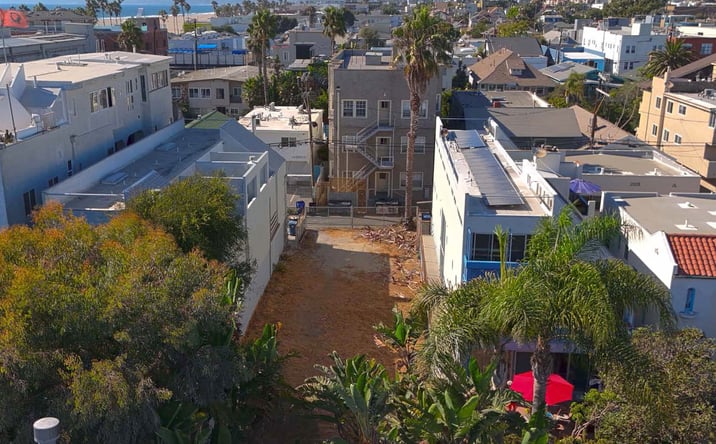 Pictures of Land property located at 23 Wavecrest Ave, Los Angeles, CA 90291 for sales - image #1