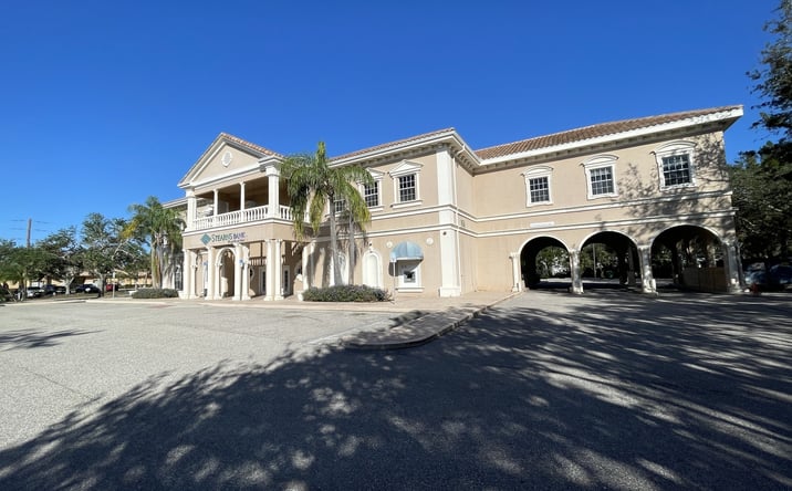 Pictures of Office property located at 201 Center Rd, Venice, FL 34285 for sales - image #1