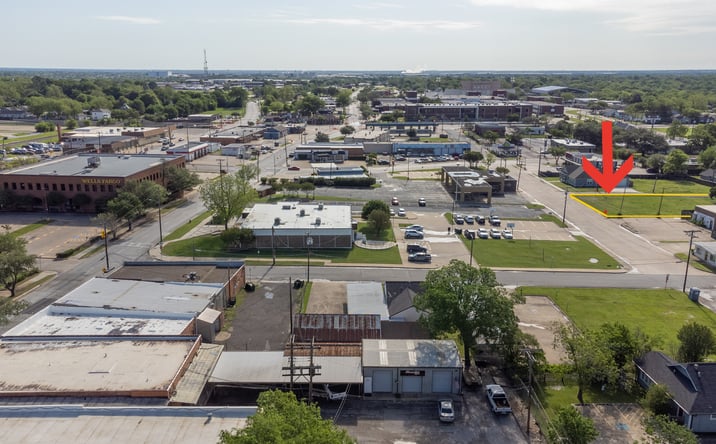 Pictures of Land property located at 118 W College St, Mesquite, TX 75149 for sales - image #1