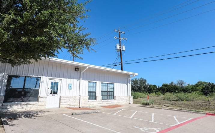 Pictures of Industrial property located at 1120 Toro Grande Blvd, Cedar Park, TX 78613 for sales - image #1