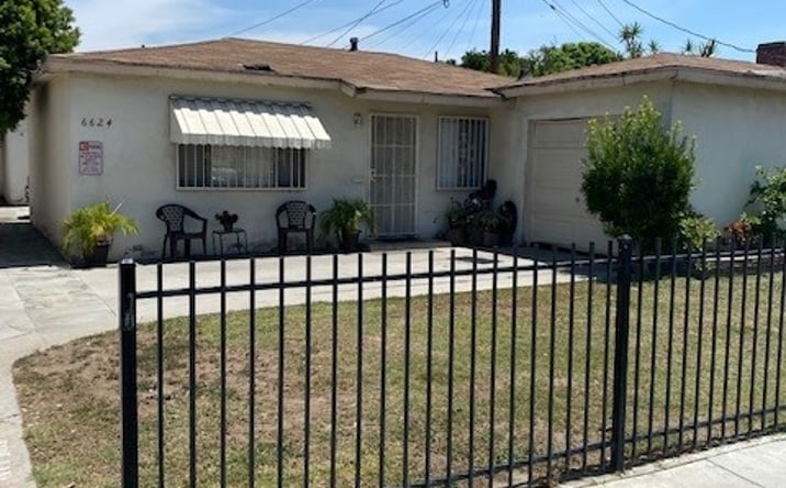 Pictures of Multifamily property located at 6624 Flora Ave, Bell, CA 90201 for sales - image #1