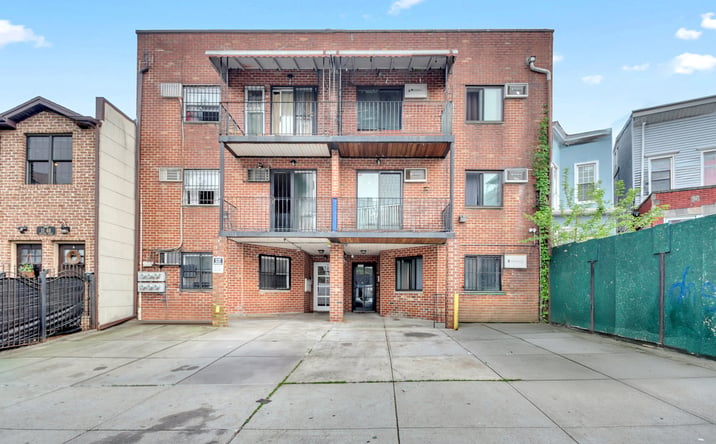 Pictures of Multifamily property located at 11-46 Welling Ct, Queens, NY 11102 for sales - image #1