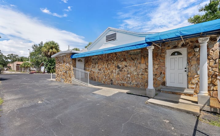 Pictures of Office property located at 3425 22nd Ave S, St Petersburg, FL 33711 for sales - image #1