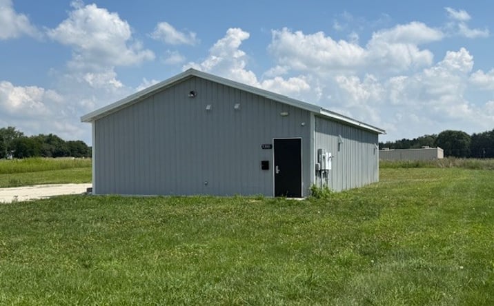 Pictures of Industrial property located at 1305 Kitson, Sturgis, MI 49091 for sales - image #1