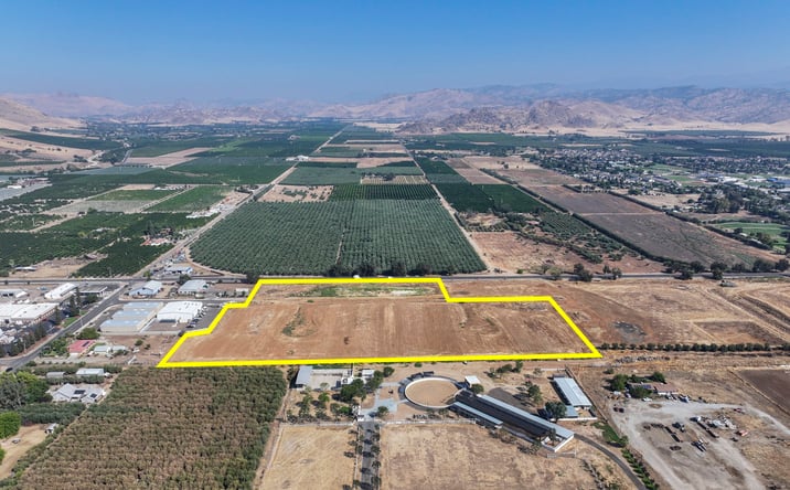 Pictures of Industrial, Land property located at W. Naranjo Blvd., Woodlake, CA 93286 for sales - image #1